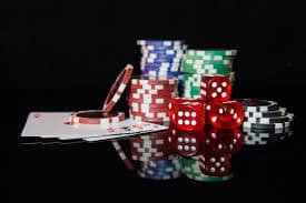 Antarmuka aplikasi ola62 menampilkan live streaming sepak bola dan pasar taruhan